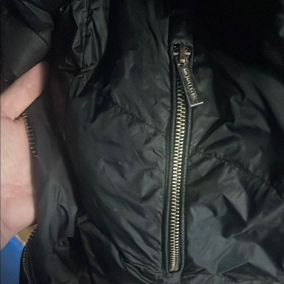 Michael Kors Black Puffer Coat with Fur-Trimmed Hood - Picture 5 of 16